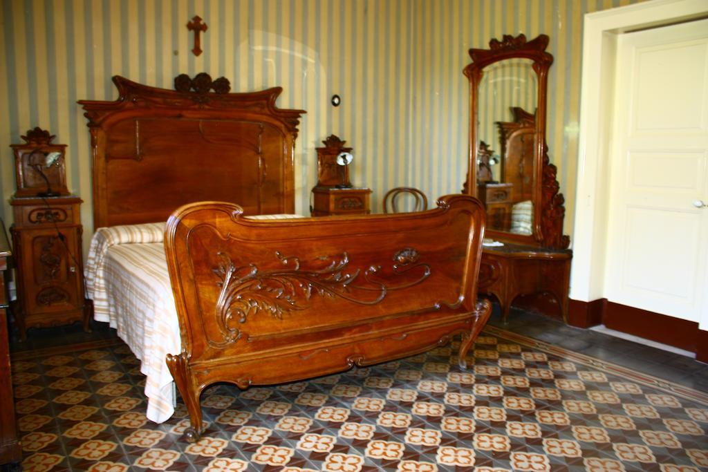B&B Sotto I Pini Zafferana Etnea Rom bilde